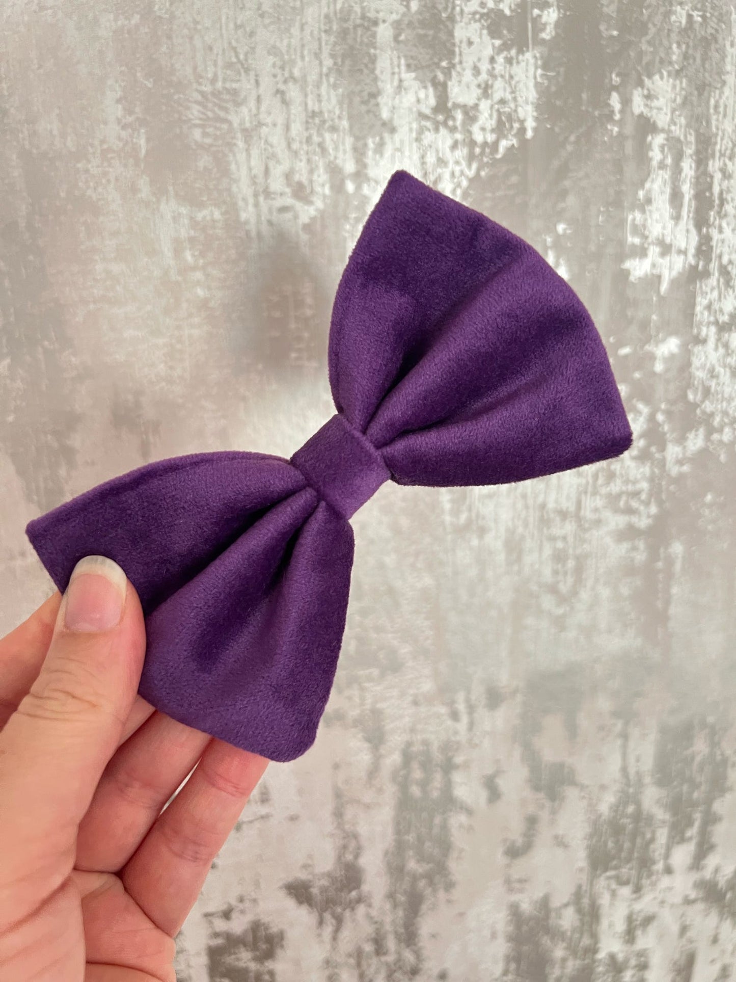 Fabric | Bowtie M - Purple Velvet
