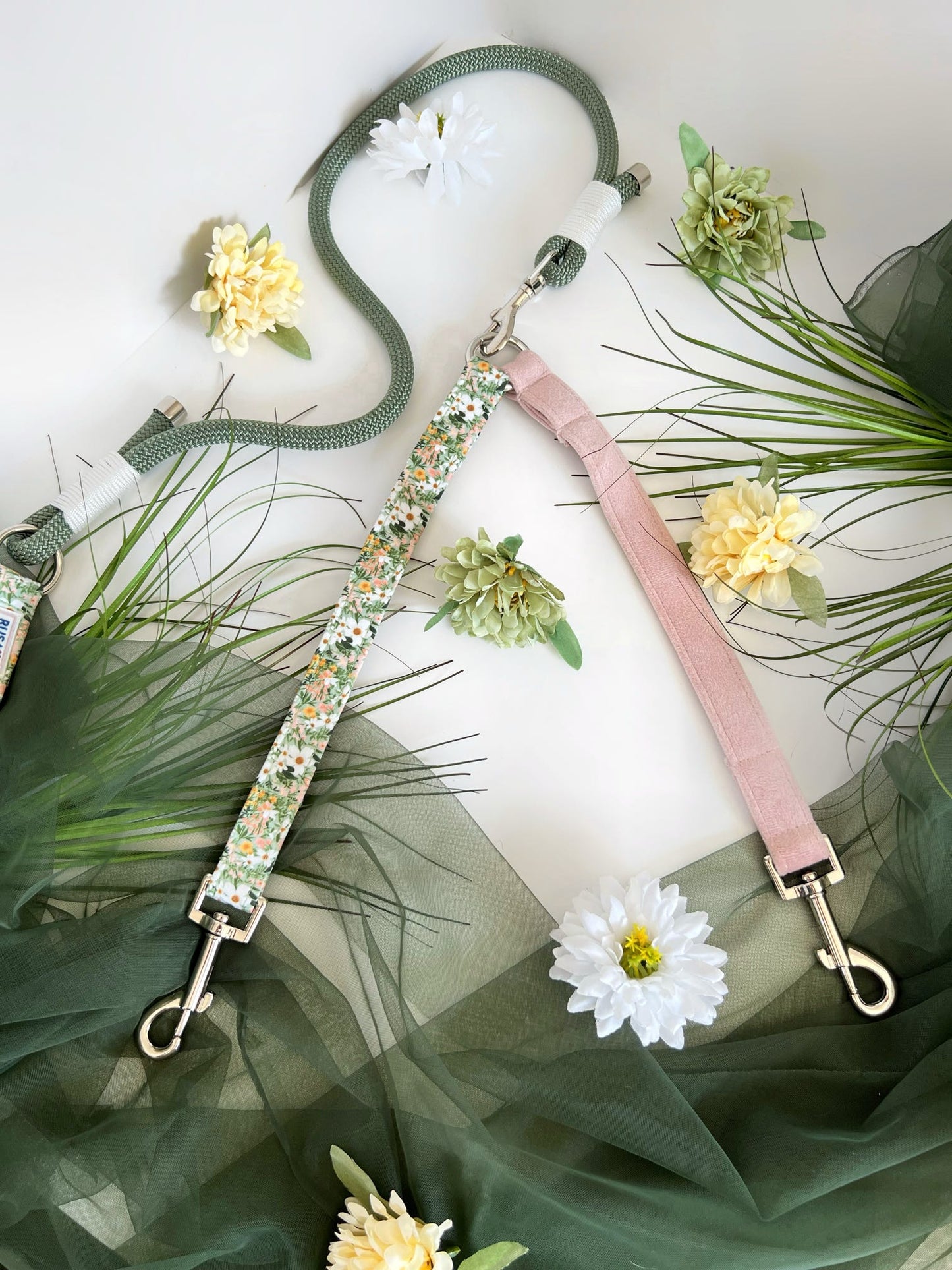 Custom Made | Lead | Rope - The Secret Garden