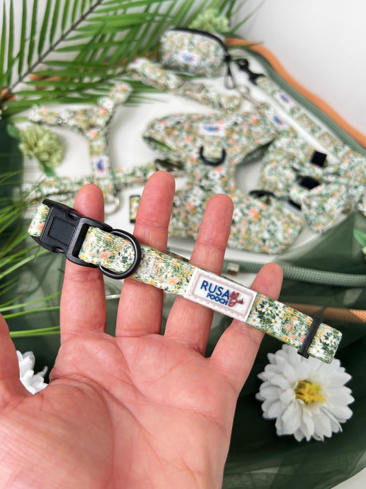 Green flower printed collar - The secret garden collection