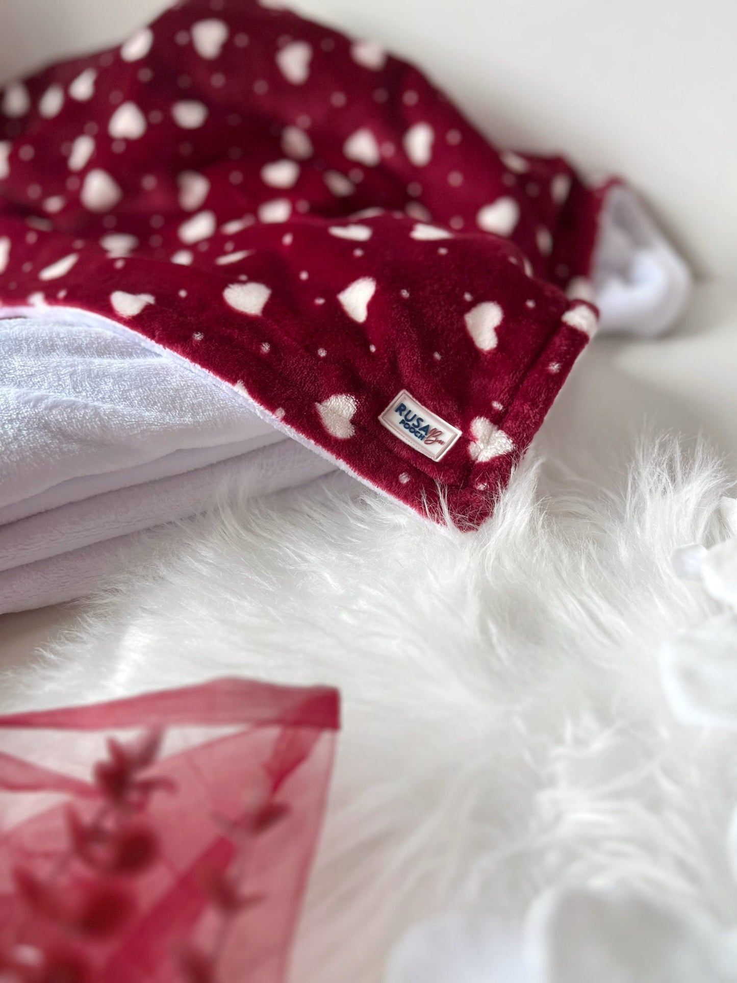 Ready To Ship | Blankie - Crimson Hearts