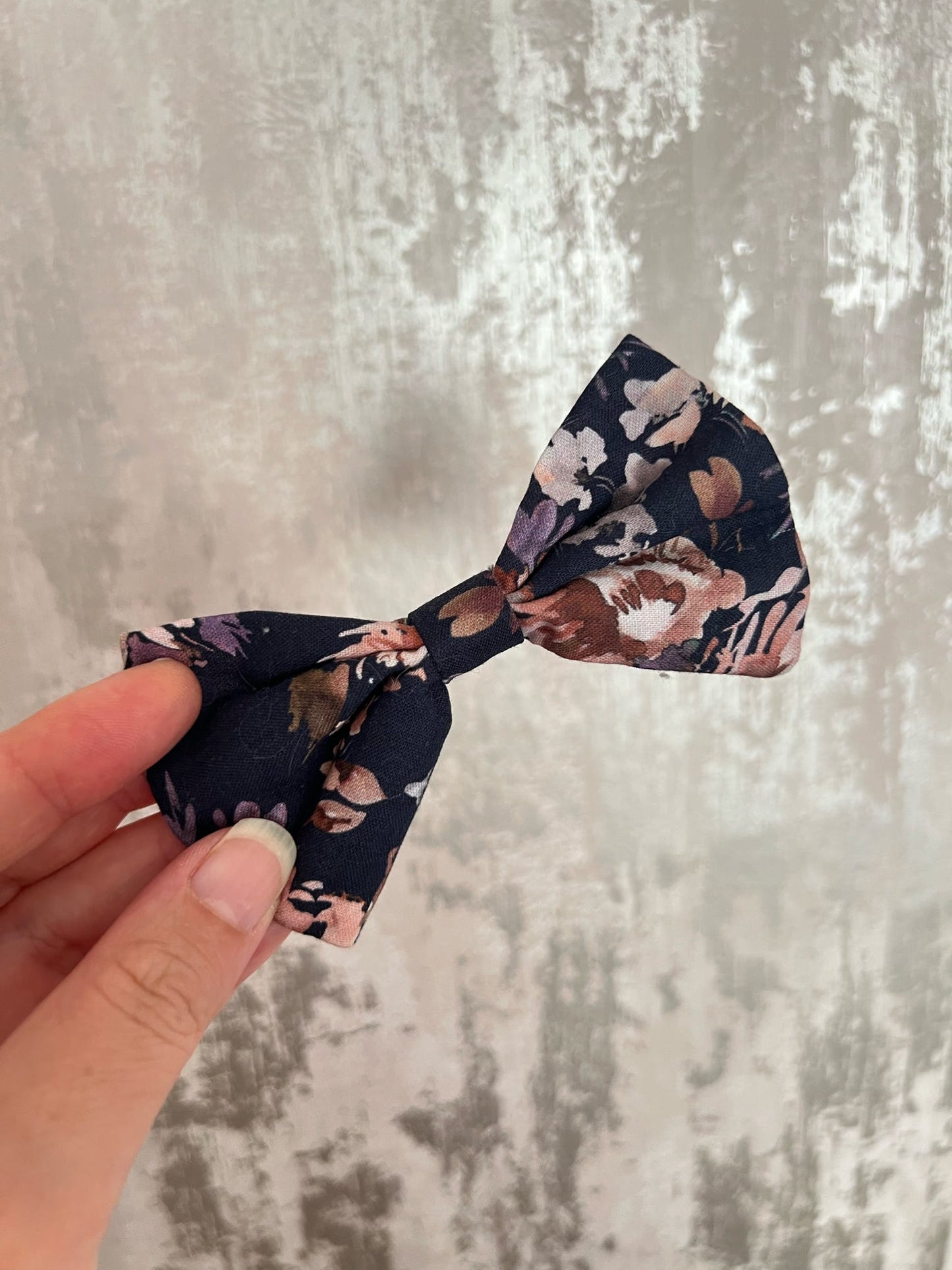 Fabric | Bowtie - Navy Florals