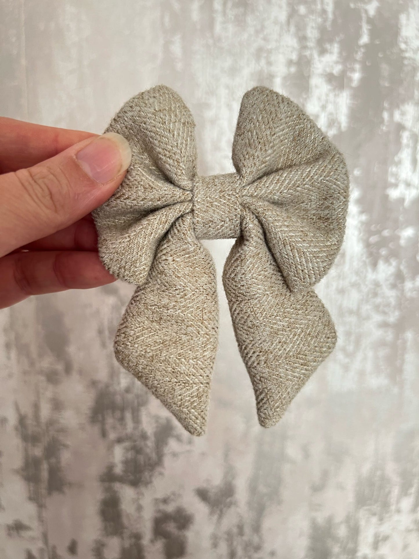 Fabric | Sailor Bow - Beige Tweed