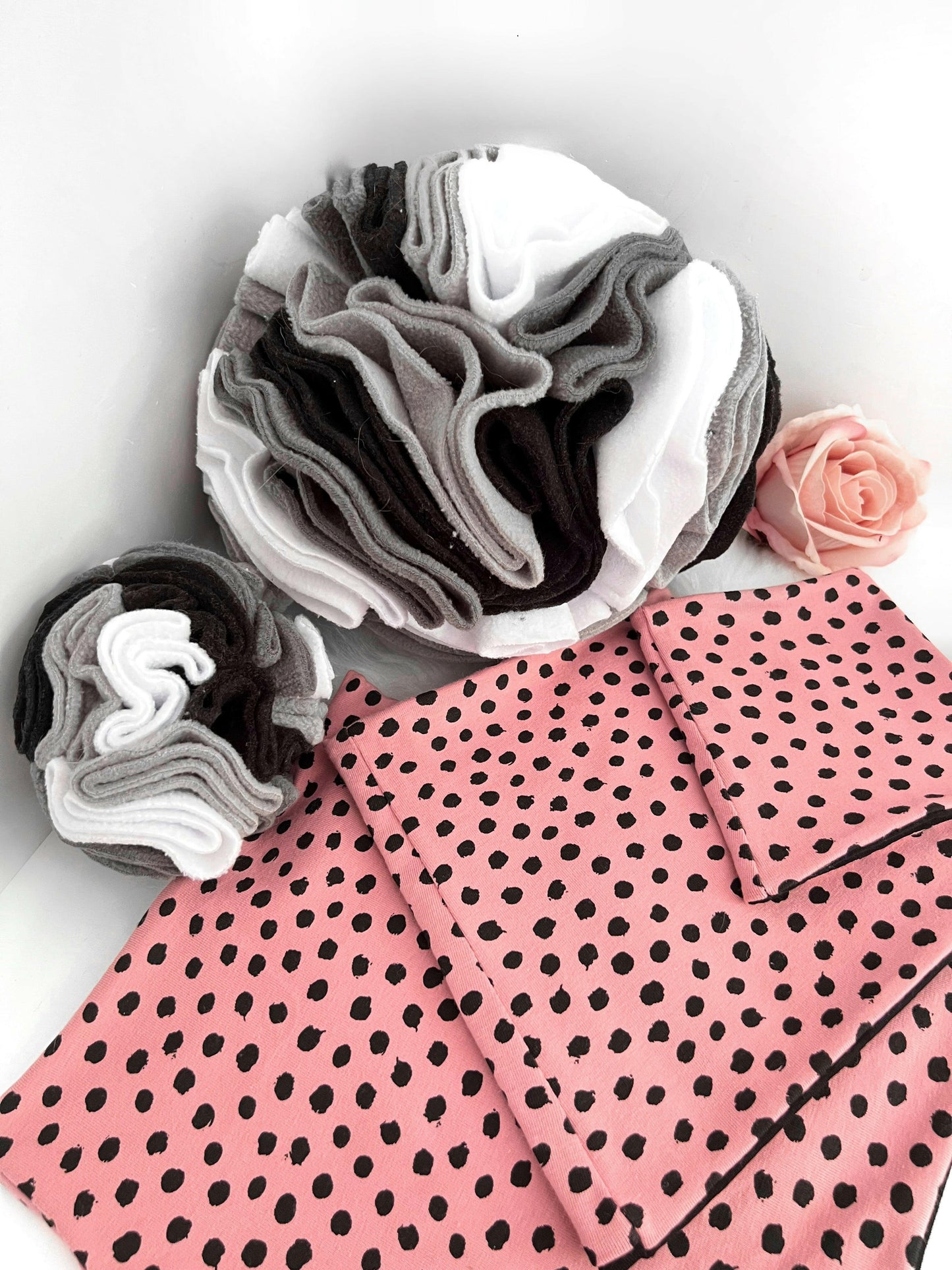 XL, medium and XS pink spotty dog feeding snoods