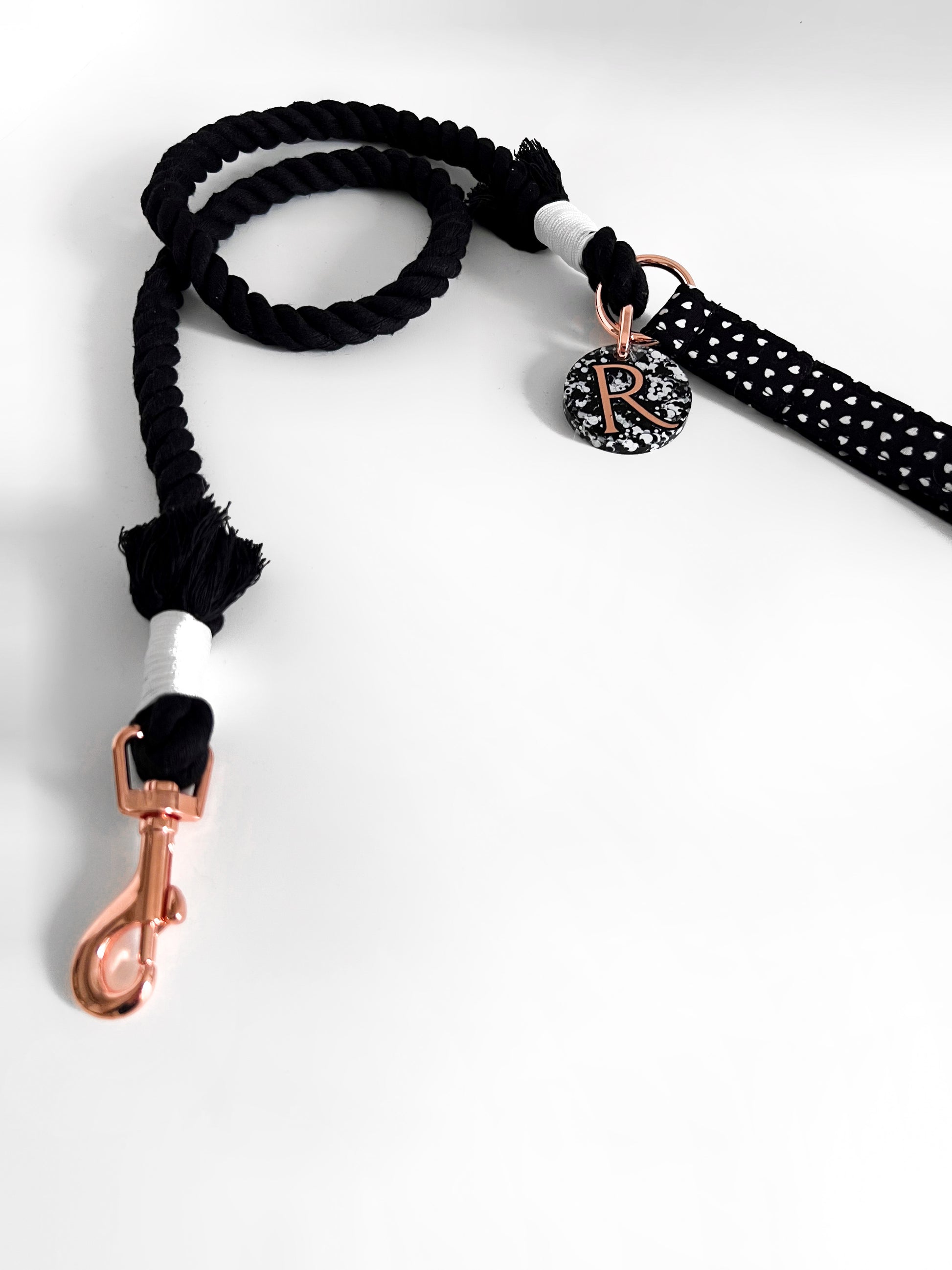 Dark hearts black and white rope leash
