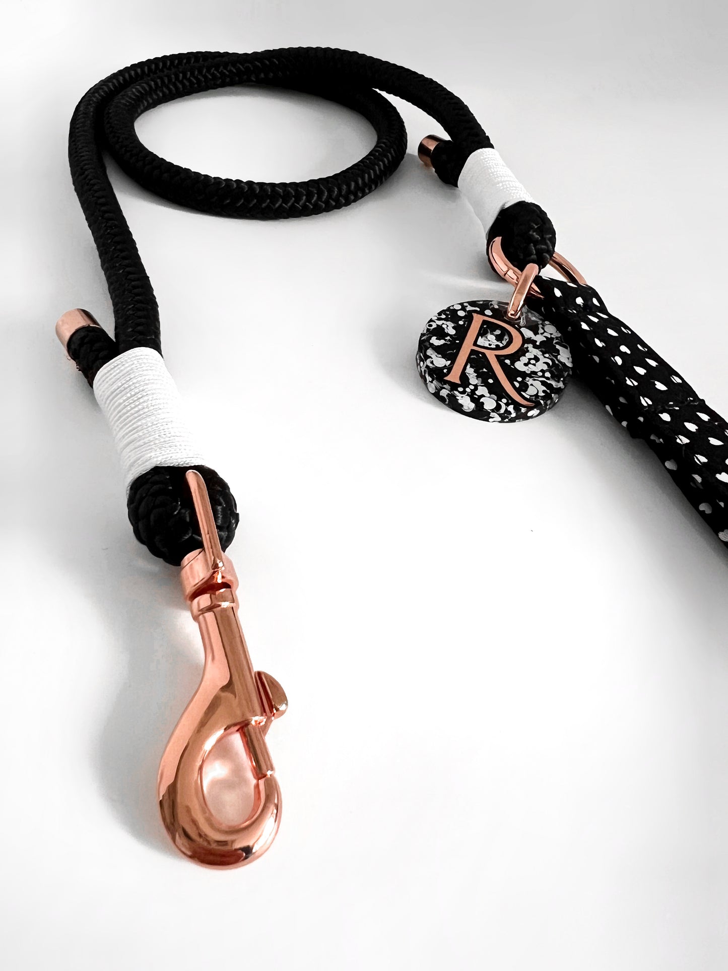 Black and white personalised rope lead