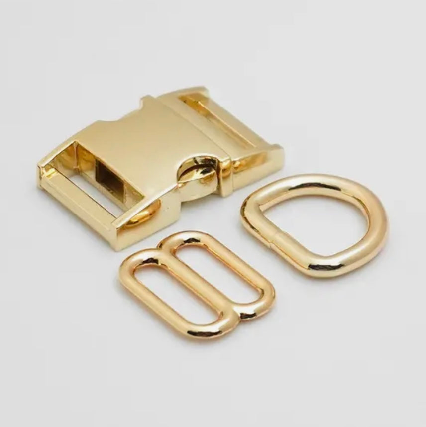Gold metal collar buckle