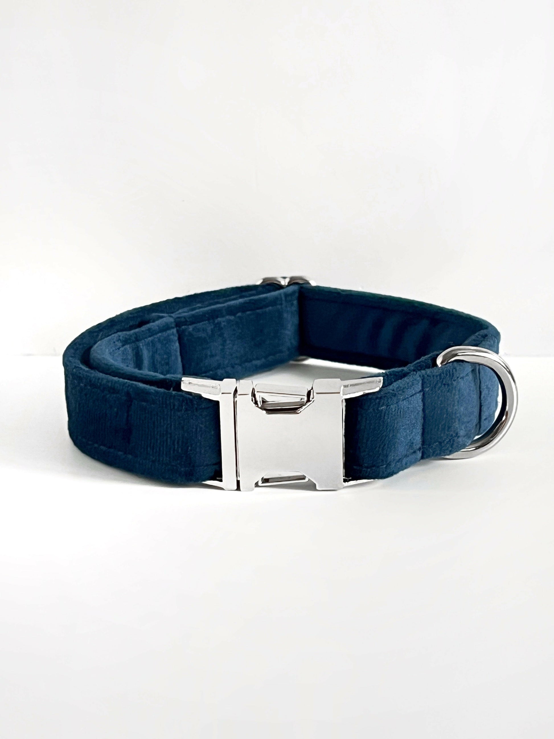 Dark blue velvet and silver metal dog collar
