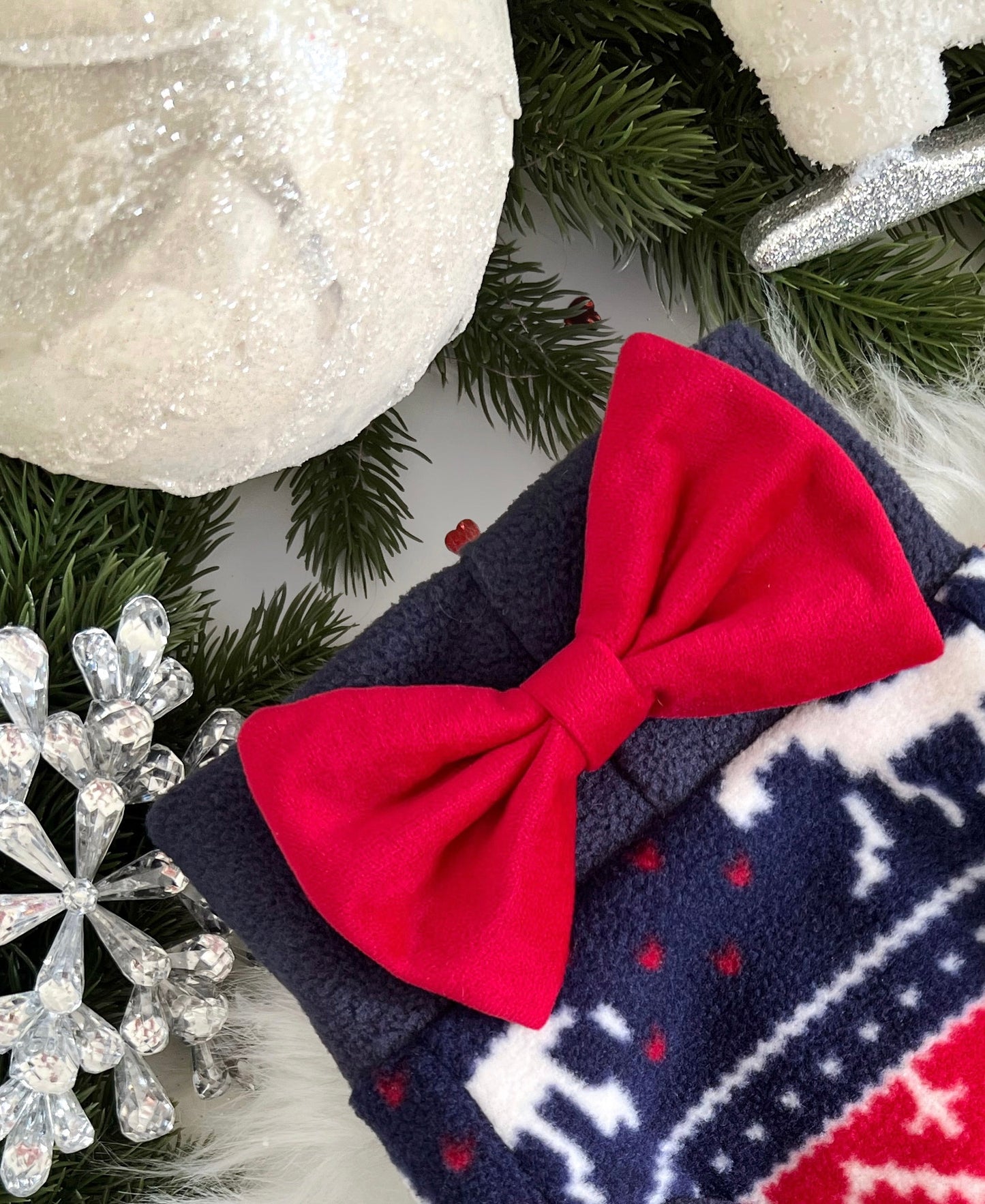 Close up of fleece neck