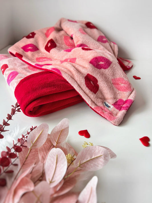 Ready To Ship | Snuggle Sack - Valentines Kisses