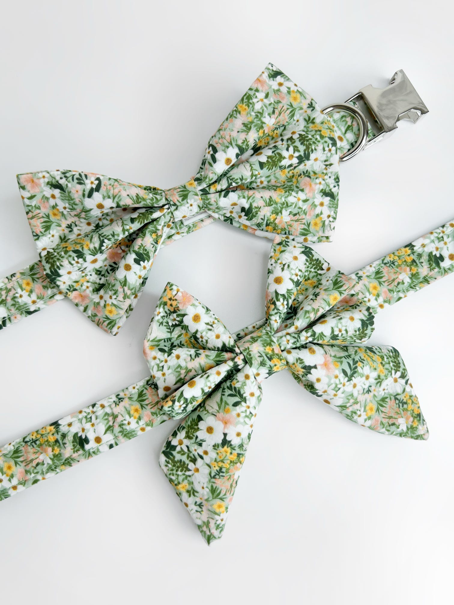 The secret garden green flower bowtie and sailor bow