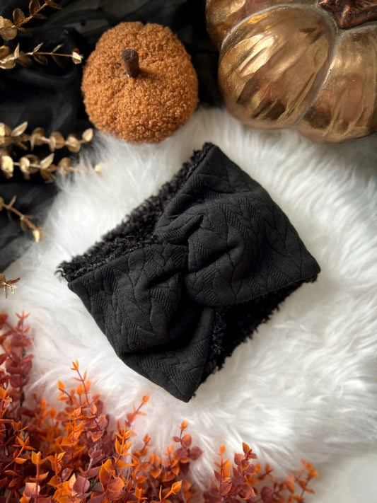 Custom Made | Snood - Black Cable Knit
