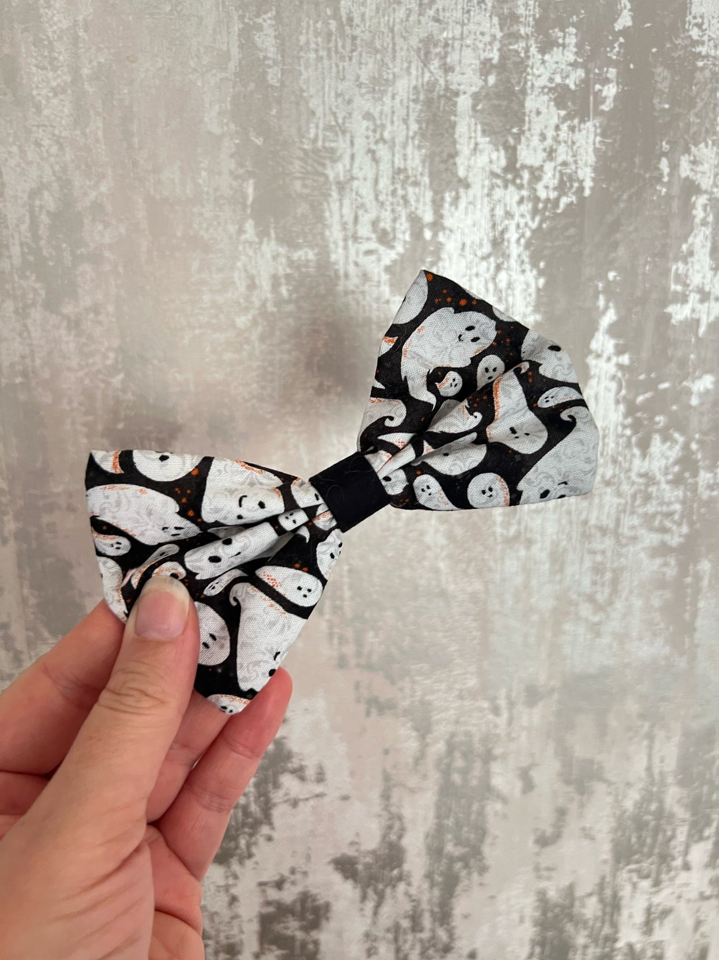 Fabric | Bowtie M - Ghosts