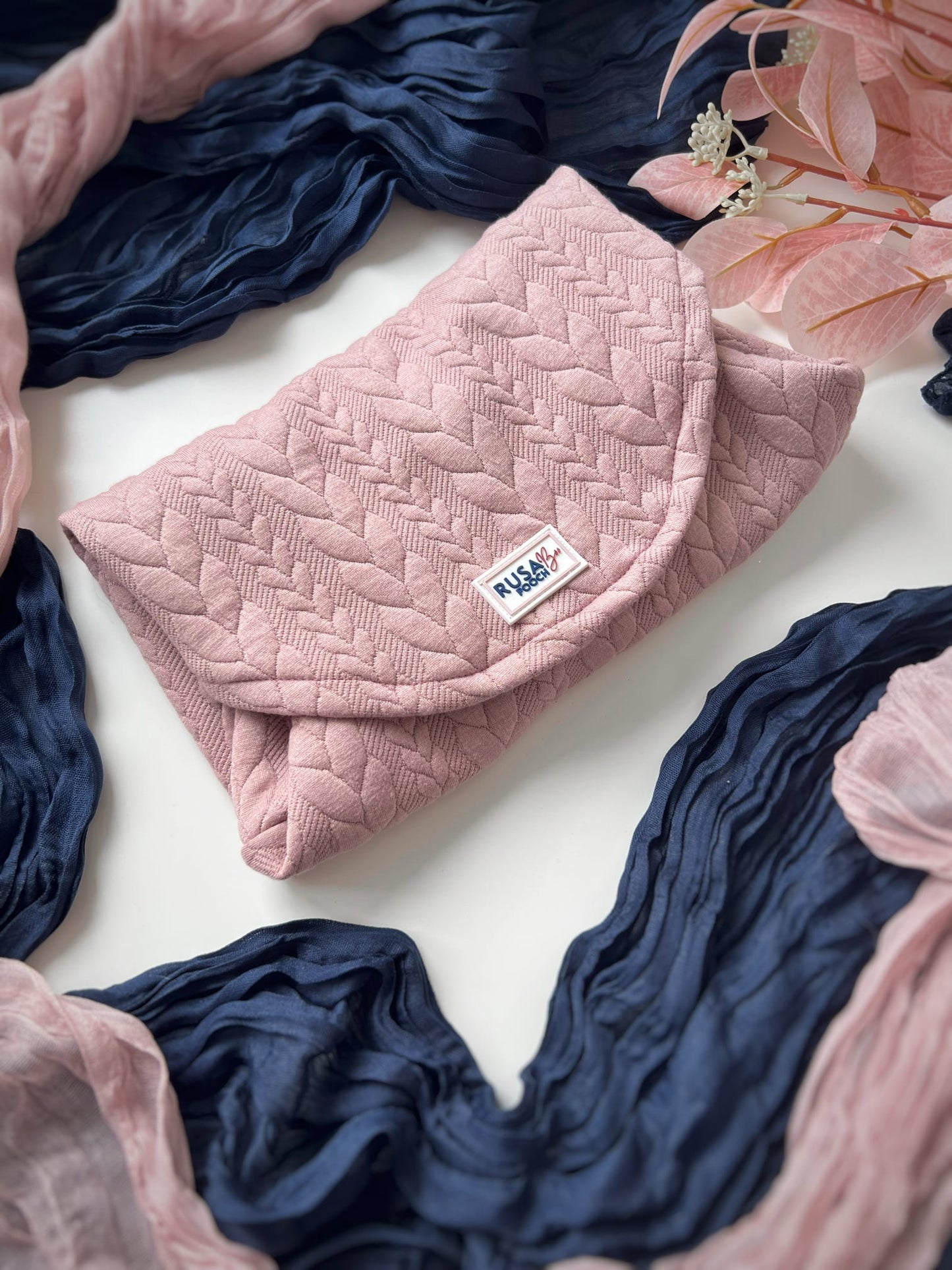 Custom Made | Cable Knit Jersey | Two Legged - Light Pink