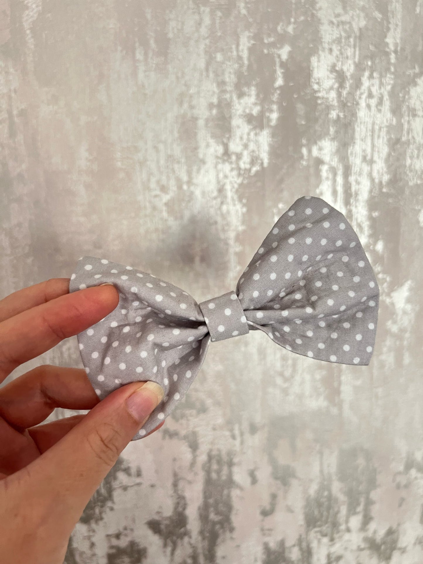 Fabric | Bow tie M - Grey Polka Dot