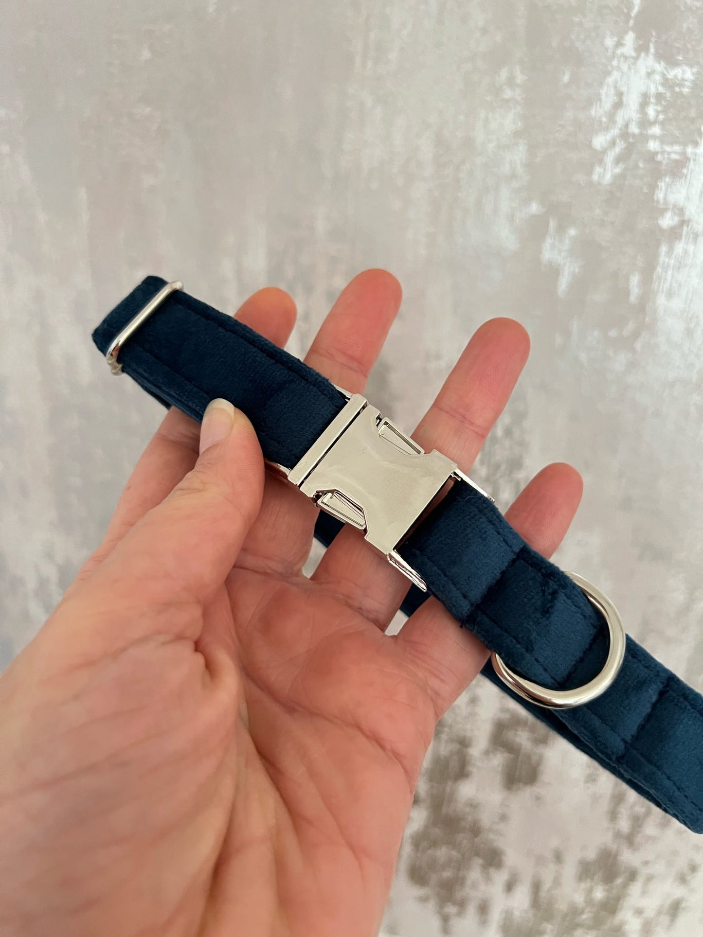 Collar | Fabric | Medium - Navy Velvet