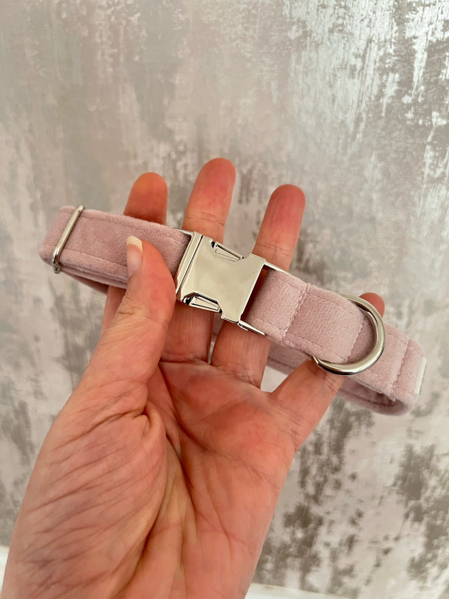 Collar | Fabric | Small - Light Pink Velvet