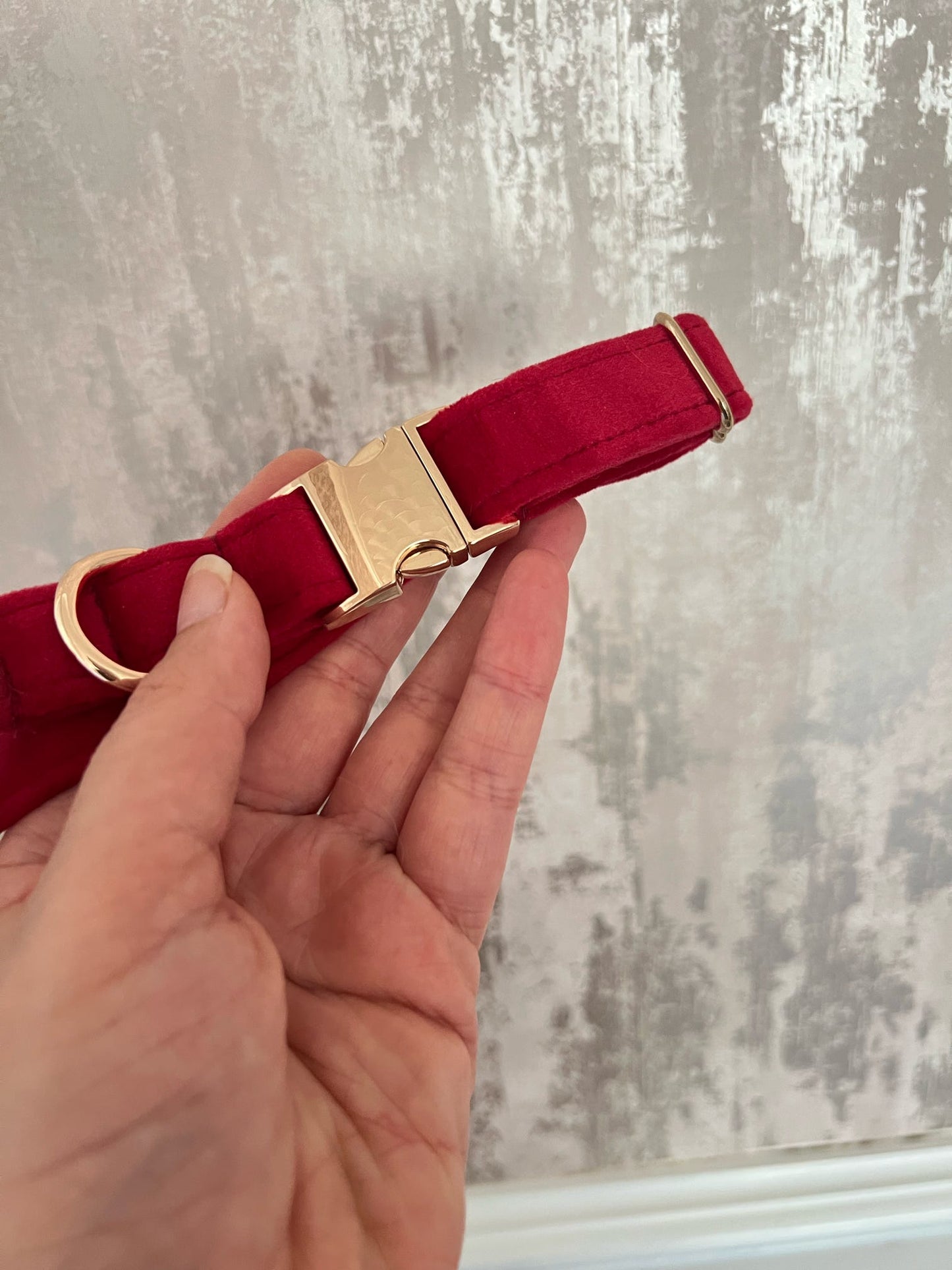 Collar | Fabric | Medium - Red Velvet