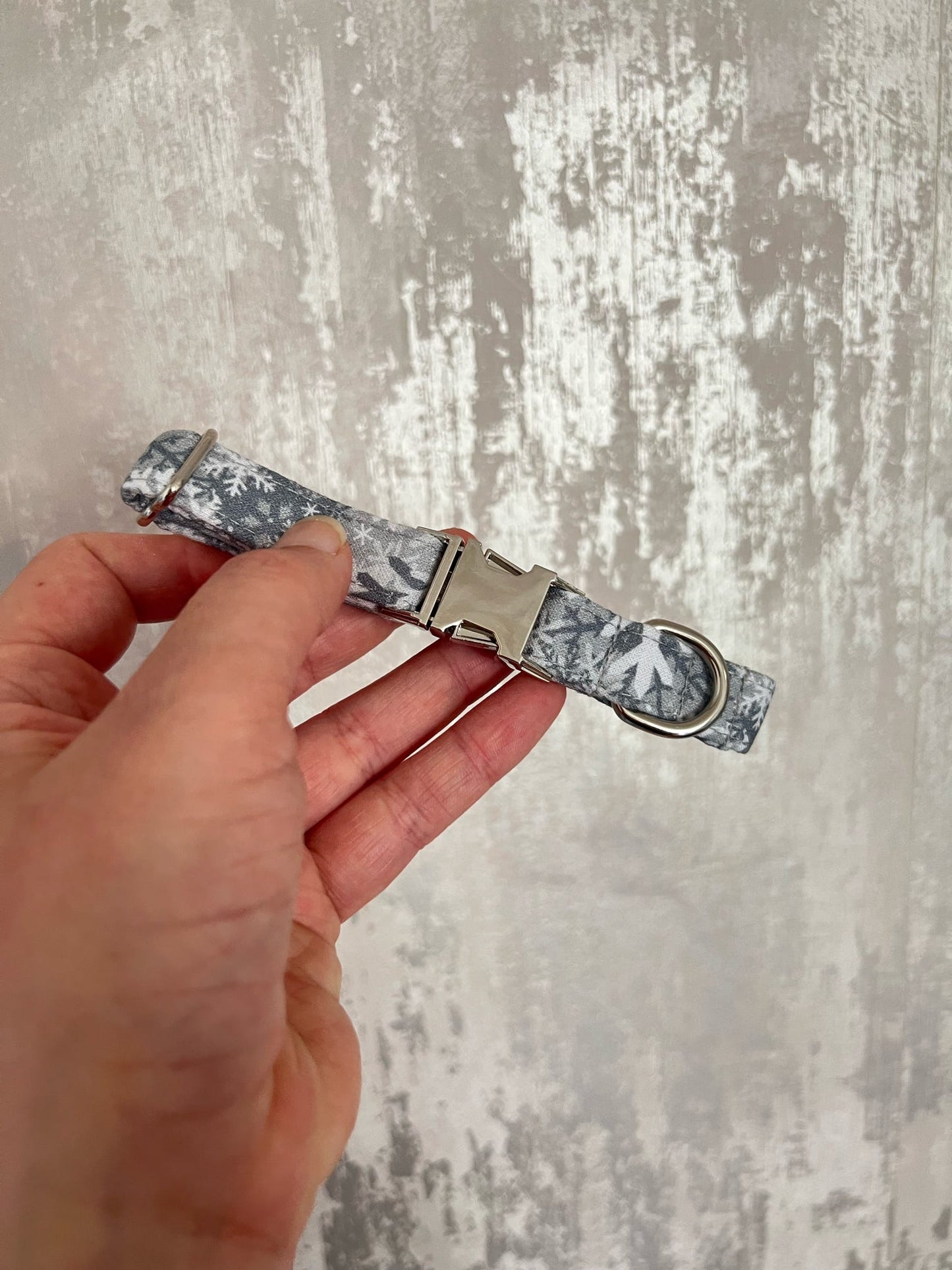Collar | Fabric | XS - Grey Snowflakes