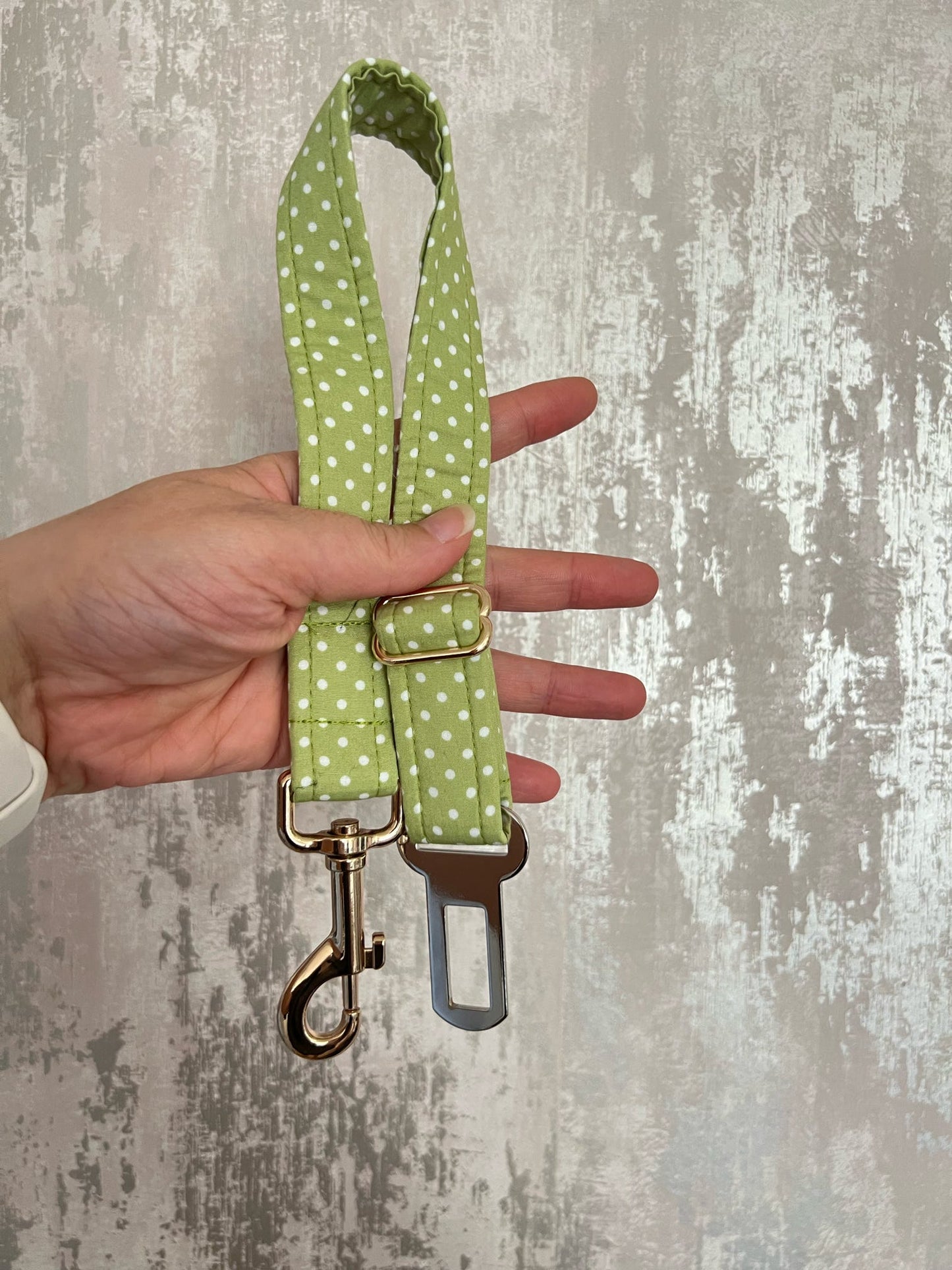 Seatbelt | Fabric - Green Polka Dot