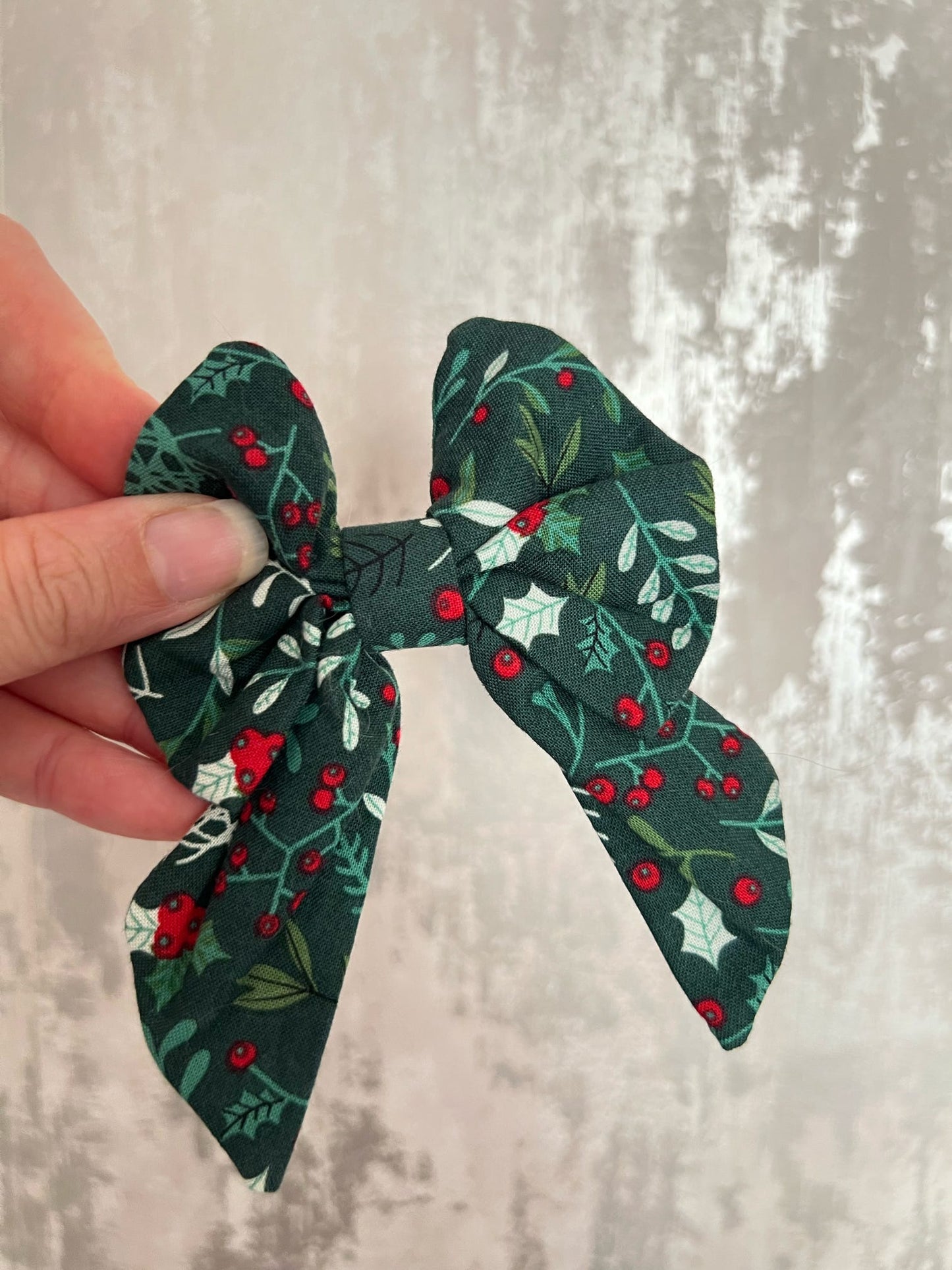 Fabric | Sailor Bow - Green Holly