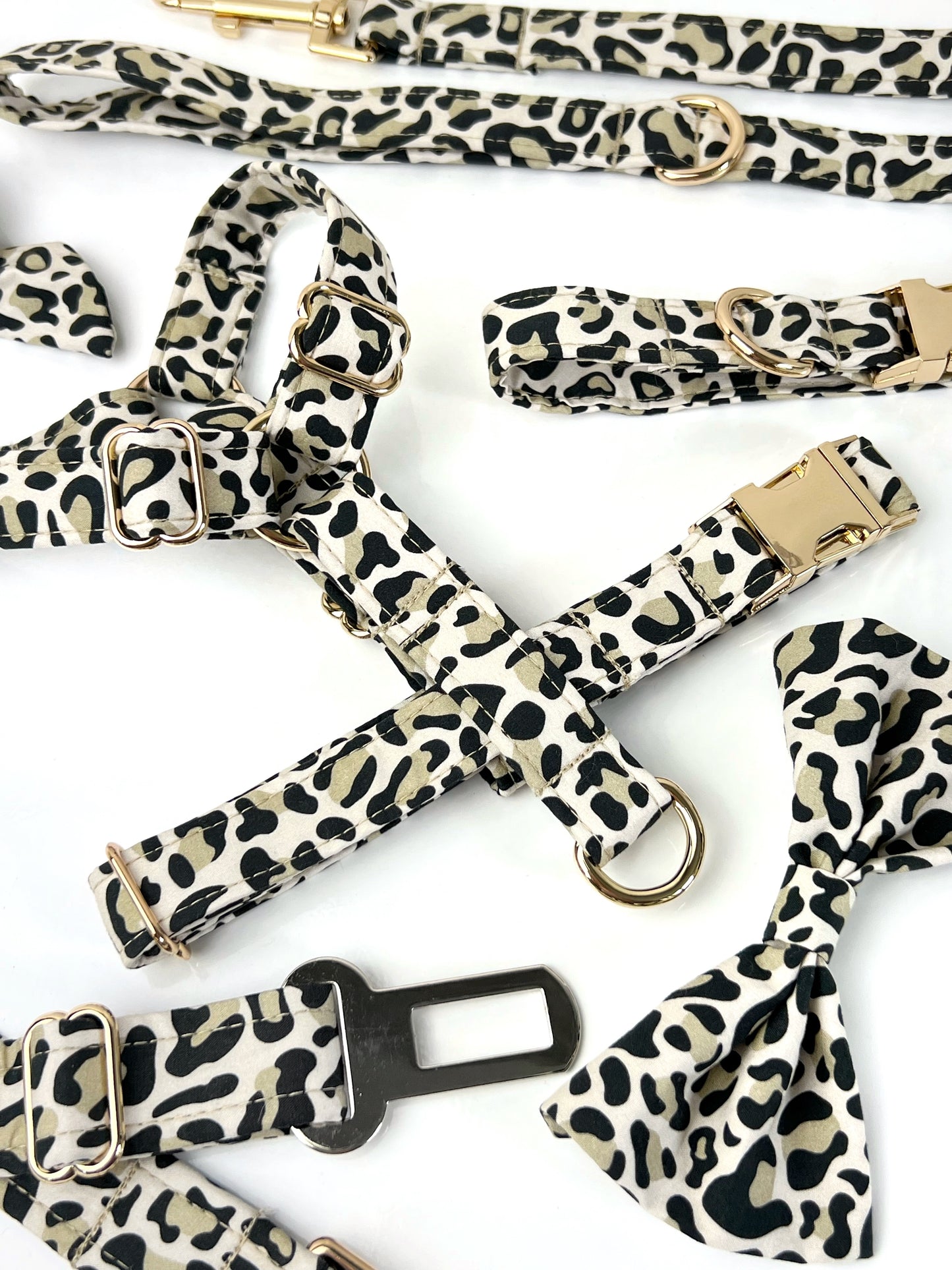 Bows - Beige Leopard Print