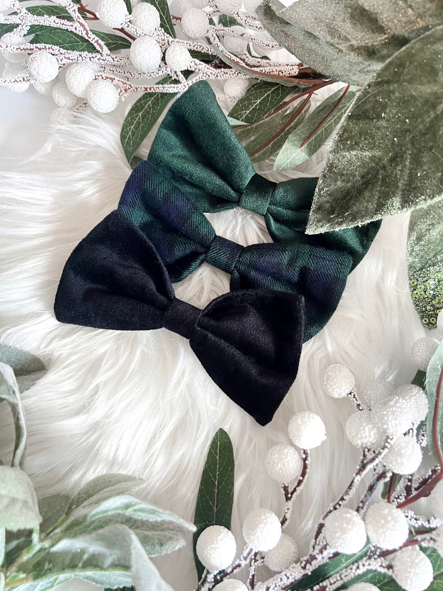 Bows - Black Oynx Velvet