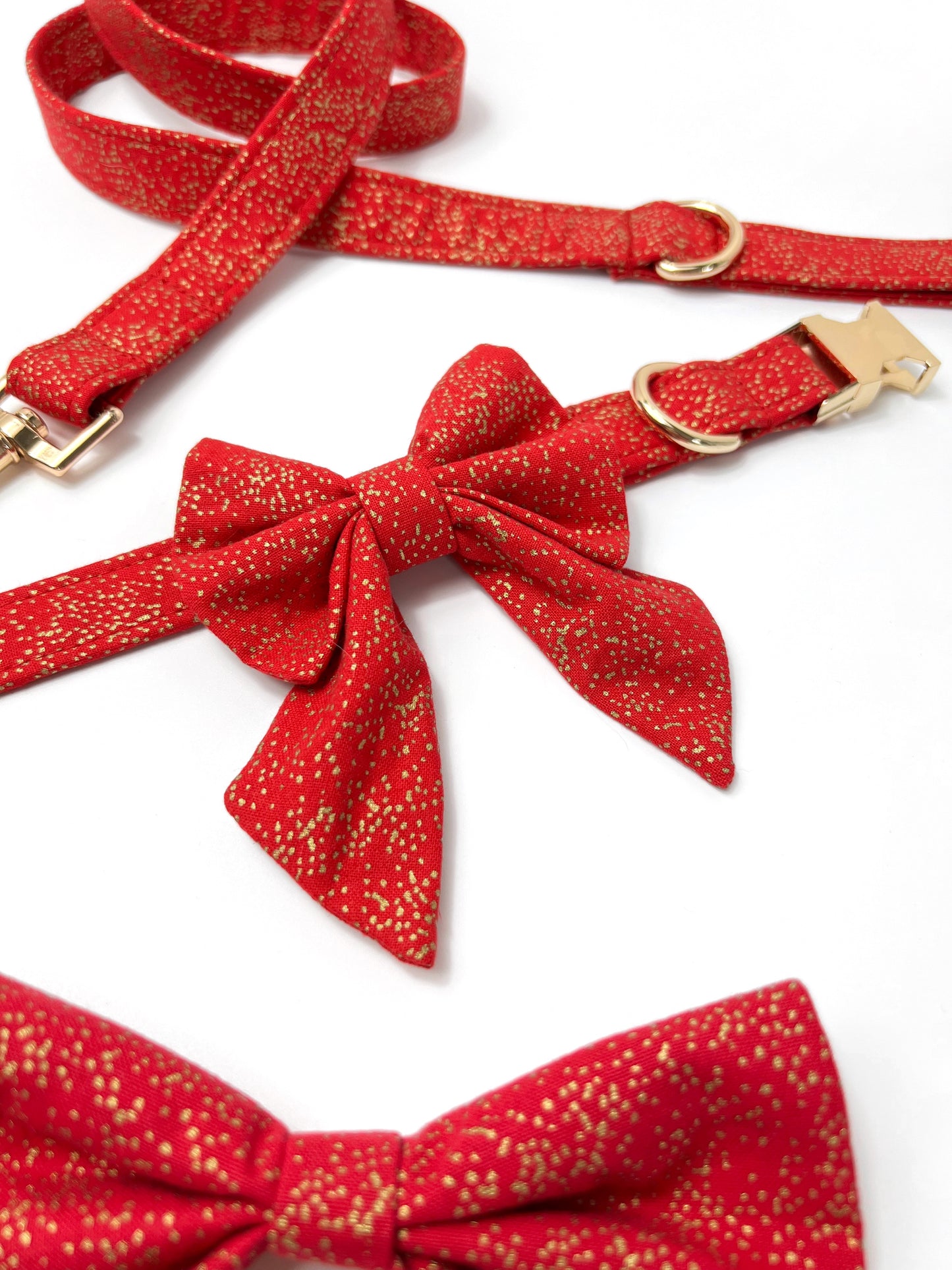 Lead | Fabric - Red Classic Christmas