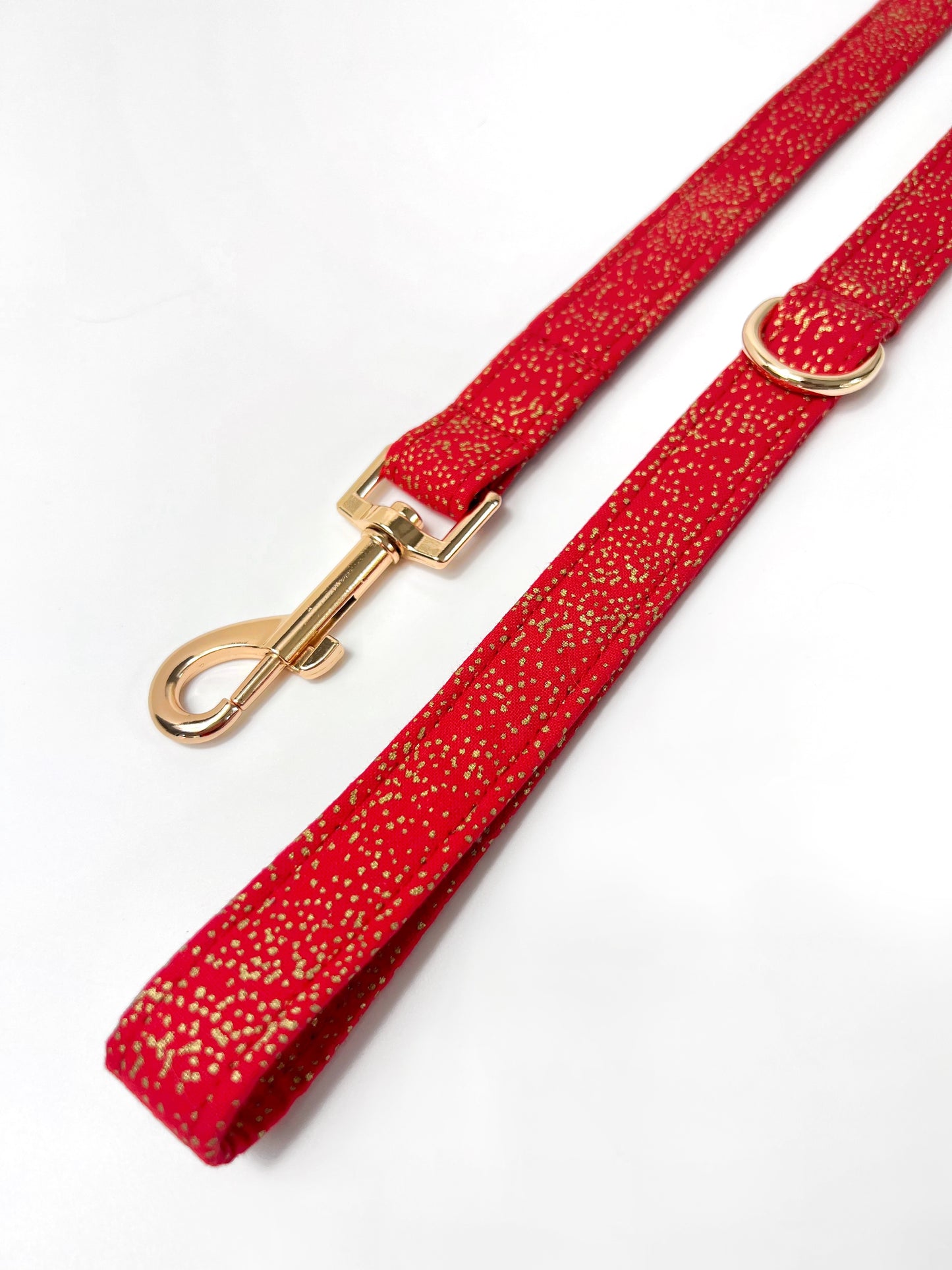 Lead | Fabric - Red Classic Christmas