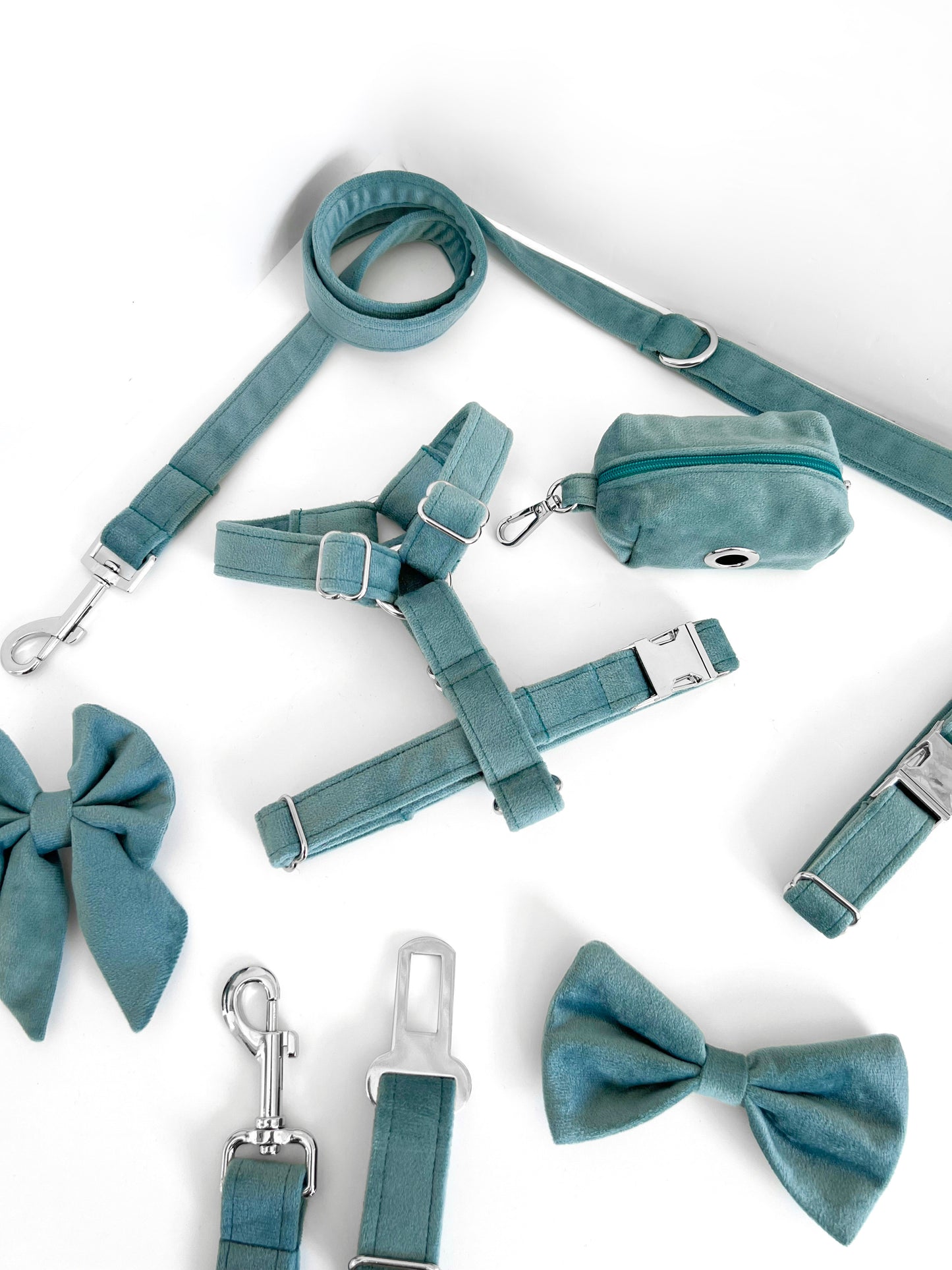 Bows - Blue Topaz Velvet